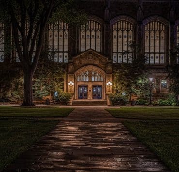 US law school applicants enter a changing legal talent market shaped by AI and new recruitment demands
