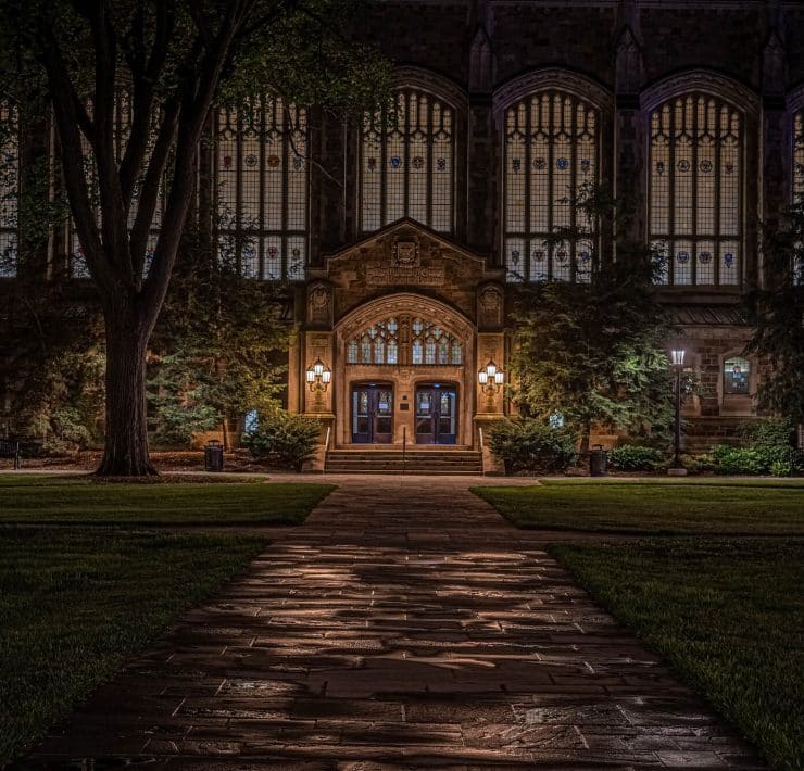 US law school applicants enter a changing legal talent market shaped by AI and new recruitment demands